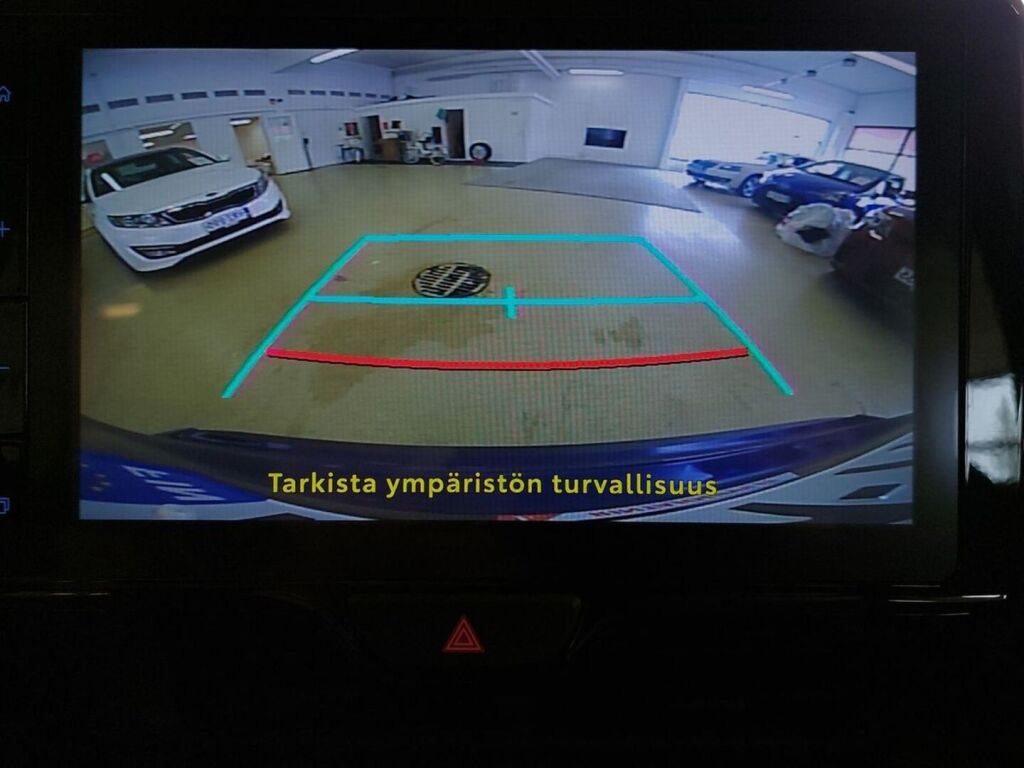 Toyota Yaris Cross 2024 Sininen