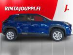 Toyota Yaris Cross 2024 Sininen