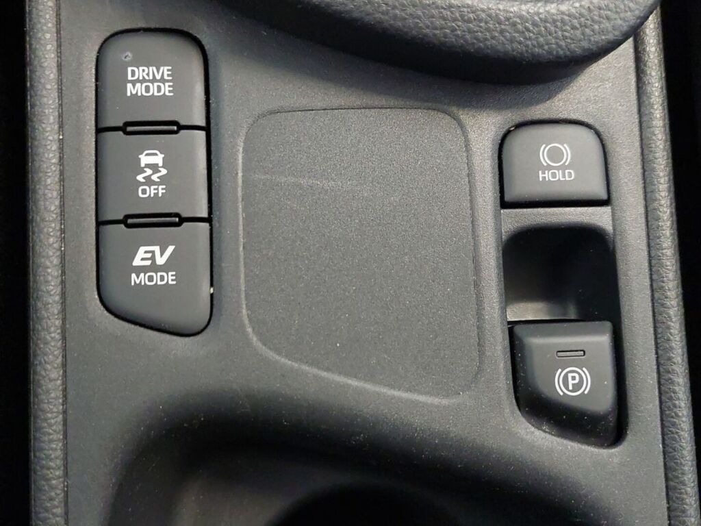 Toyota Yaris Cross 2024 Sininen