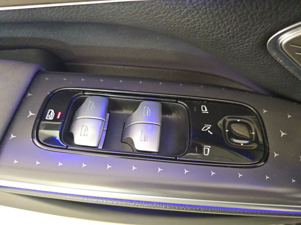 Mercedes-Benz EQS SUV 2023 Harmaa