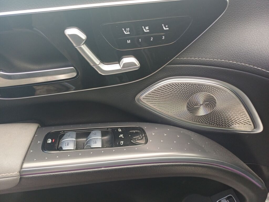 Mercedes-Benz EQS SUV 2023 Harmaa