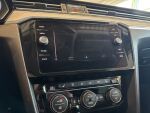 Volkswagen Passat 2019 Valkoinen