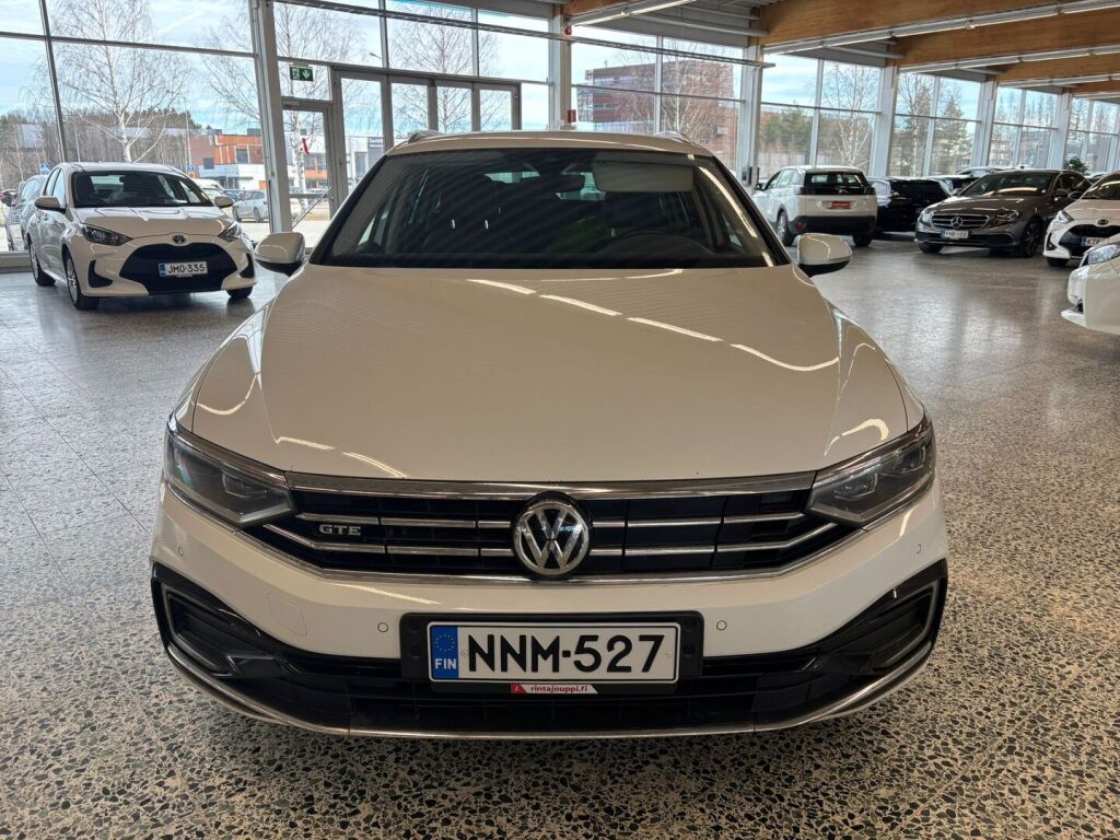 Volkswagen Passat 2019 Valkoinen