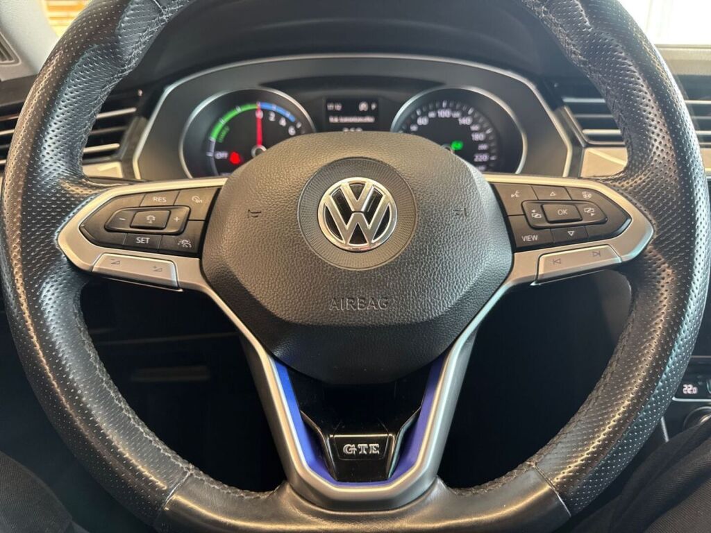 Volkswagen Passat 2019 Valkoinen