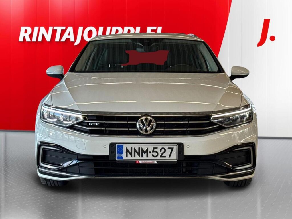Volkswagen Passat 2019 Valkoinen