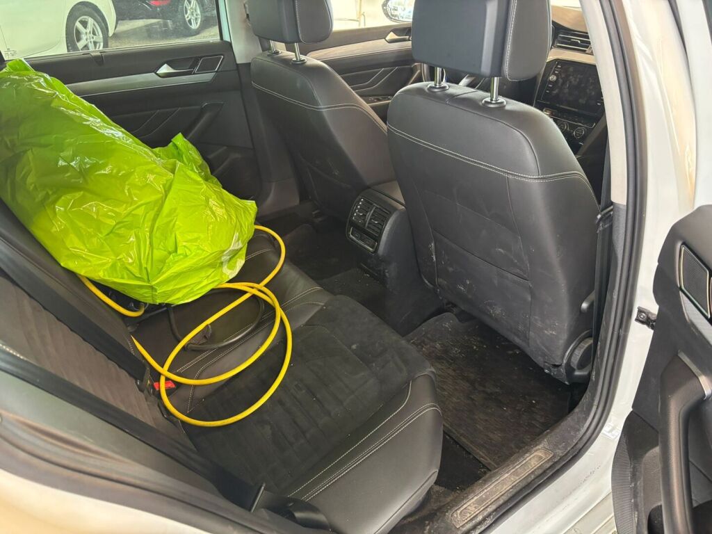 Volkswagen Passat 2019 Valkoinen