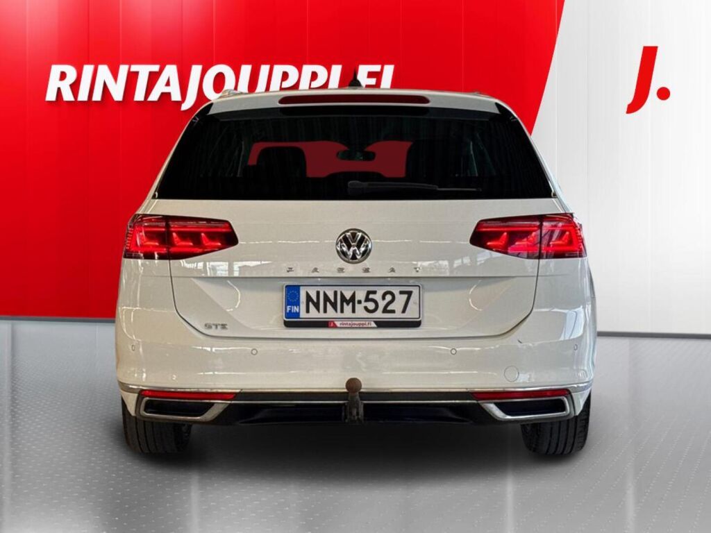 Volkswagen Passat 2019 Valkoinen