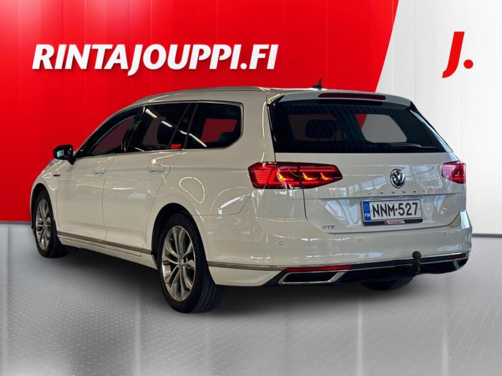Volkswagen Passat 2019 Valkoinen