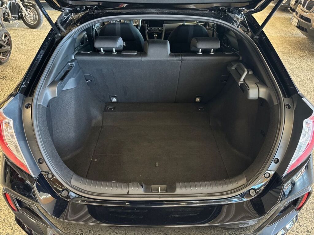 Honda Civic 2021 Musta