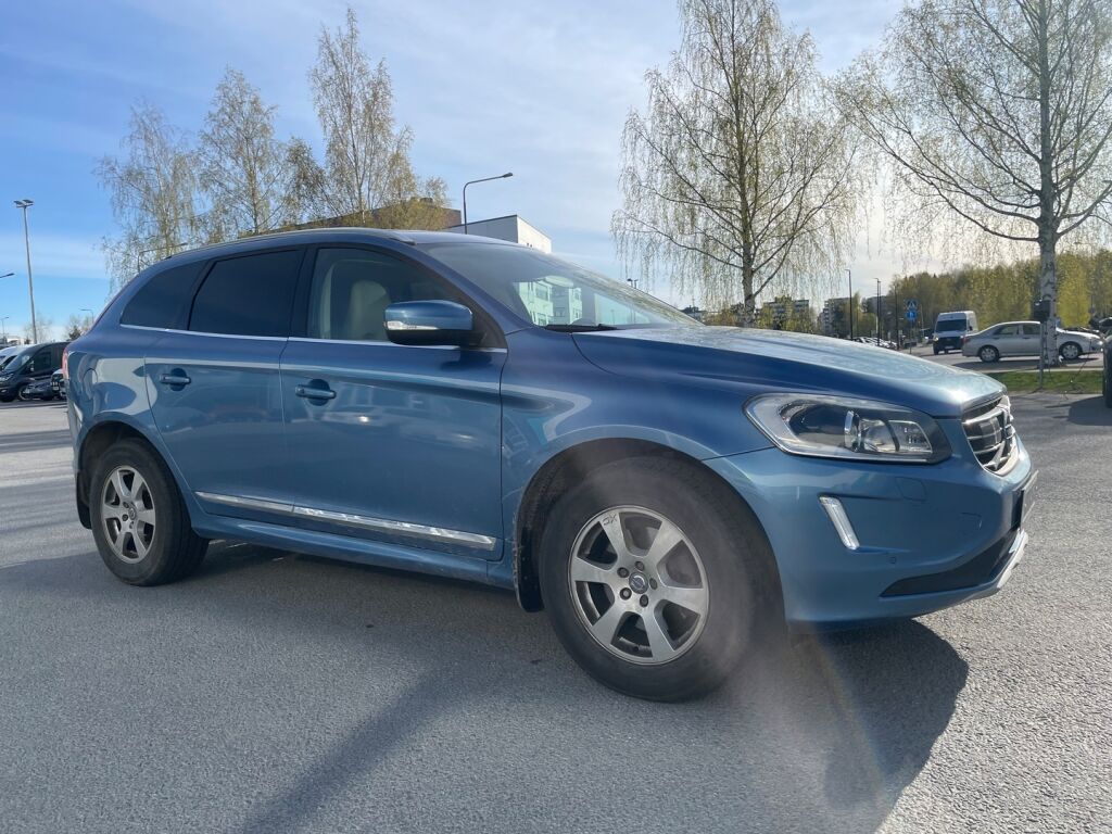 Volvo XC60 2015 Sininen
