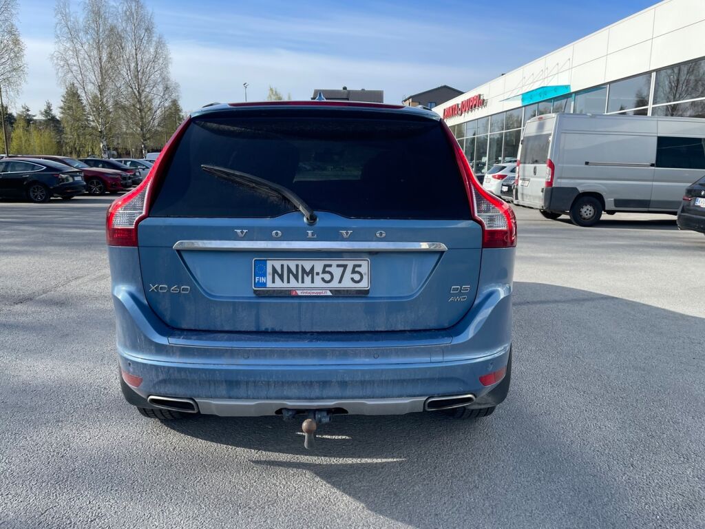 Volvo XC60 2015 Sininen