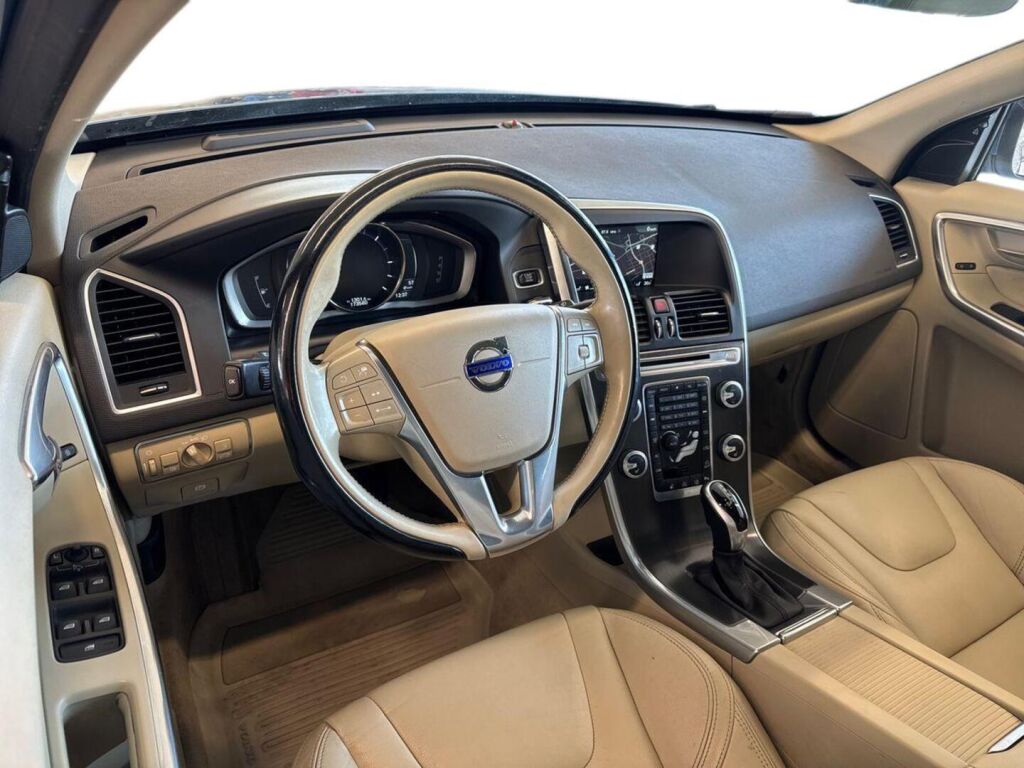 Volvo XC60 2015 Sininen