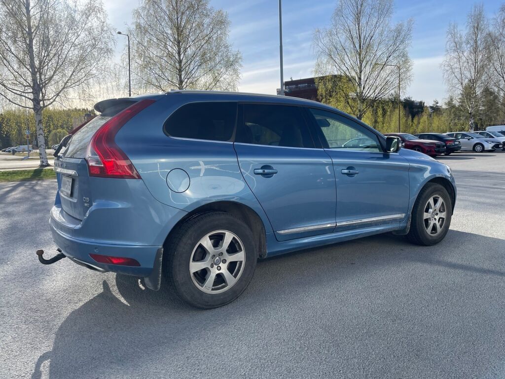 Volvo XC60 2015 Sininen