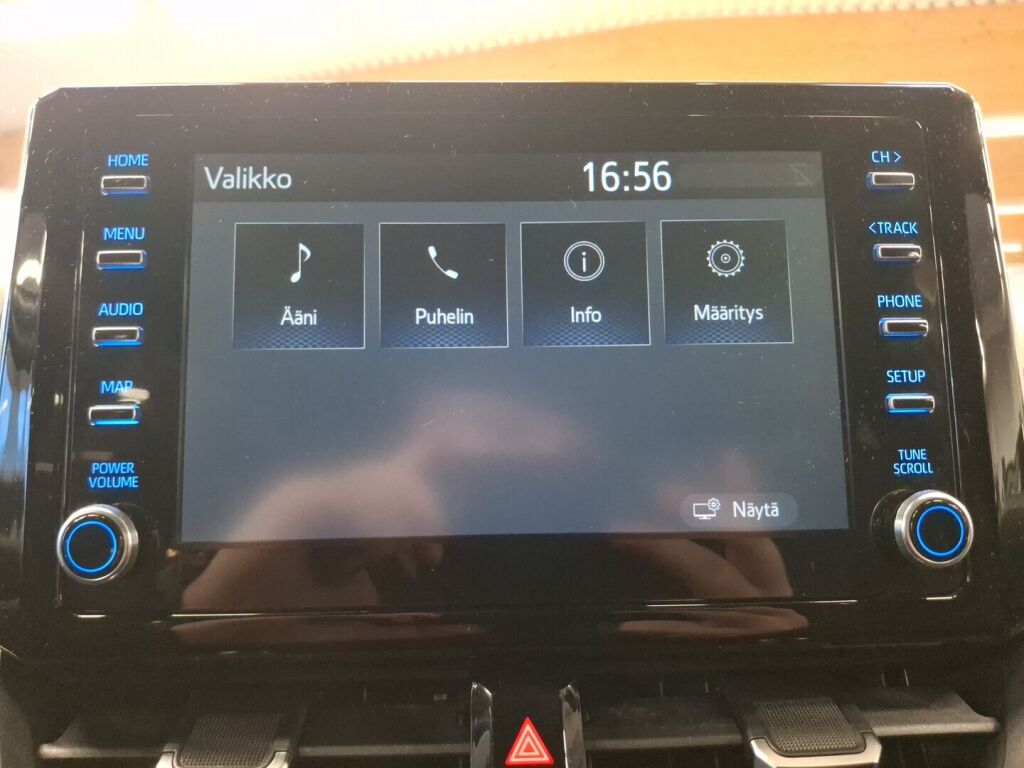 Toyota Corolla 2021 Punainen