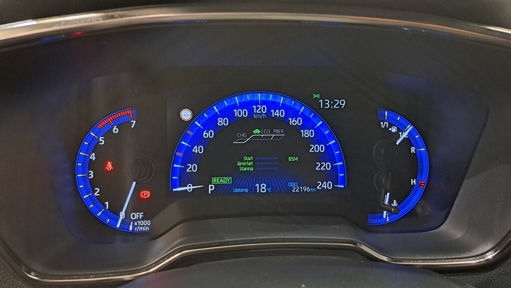 Toyota Corolla 2021 Punainen