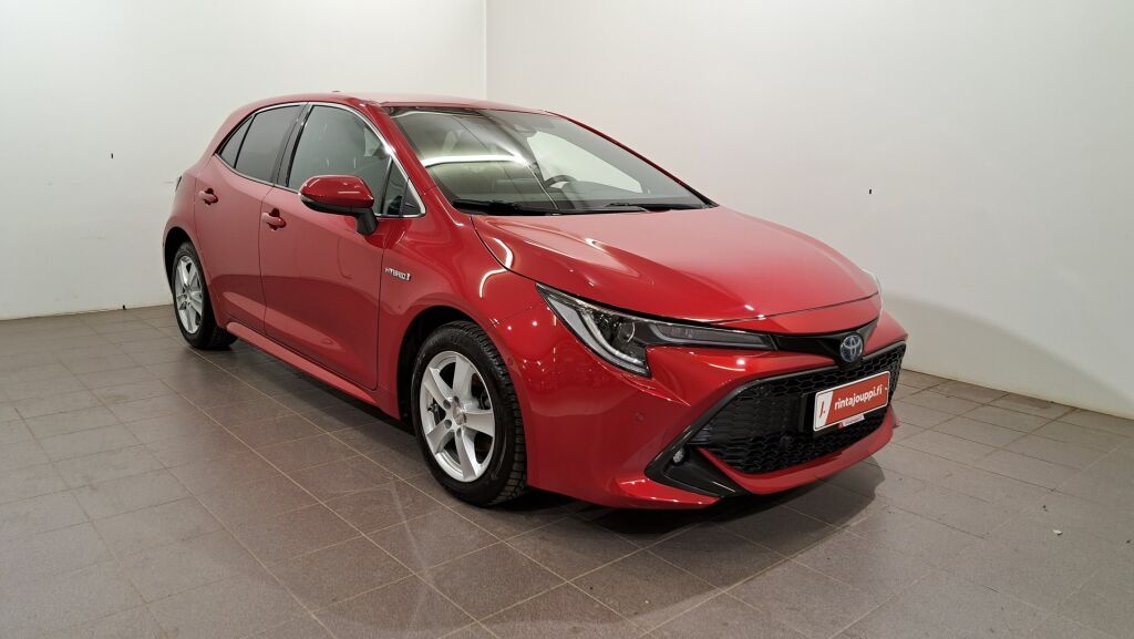 Toyota Corolla 2021 Punainen