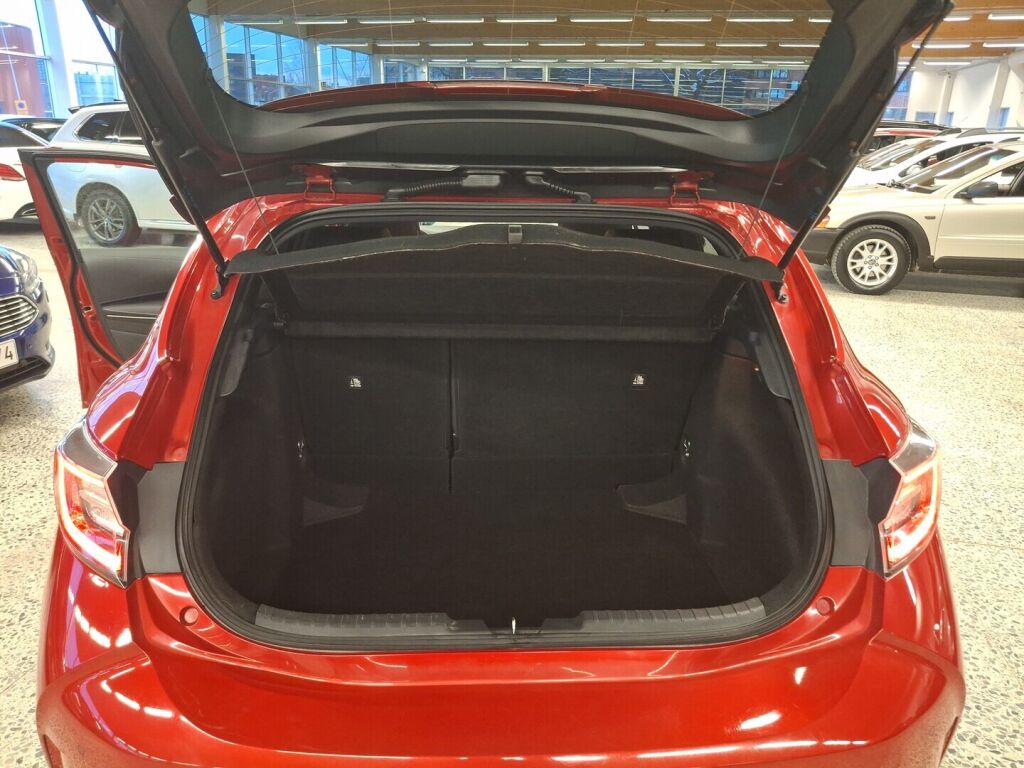 Toyota Corolla 2021 Punainen