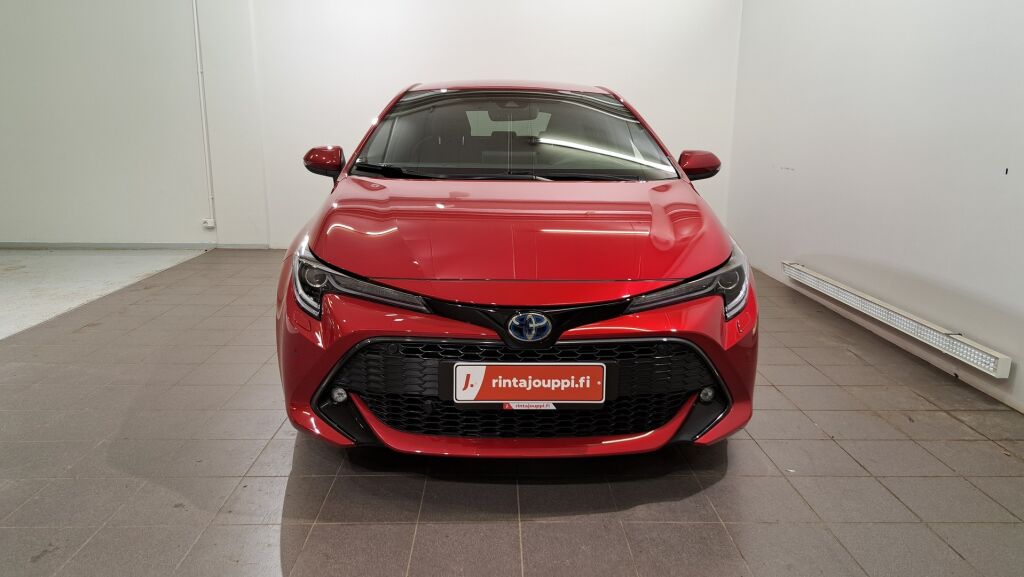 Toyota Corolla 2021 Punainen