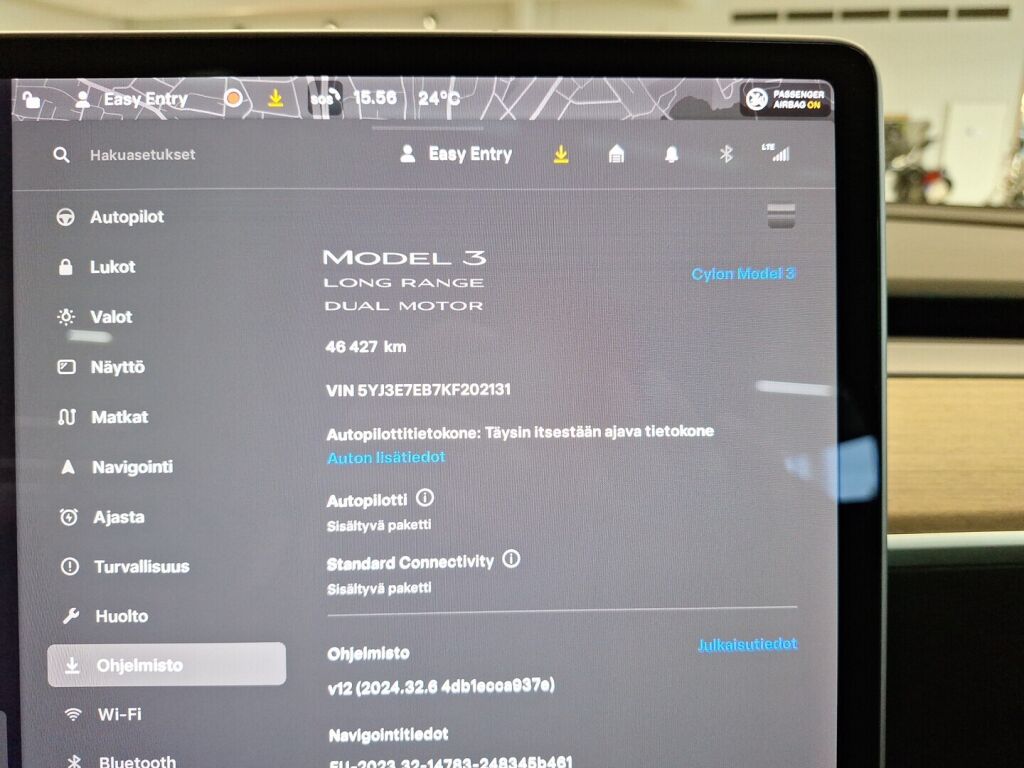 Tesla Model 3 2019 Punainen