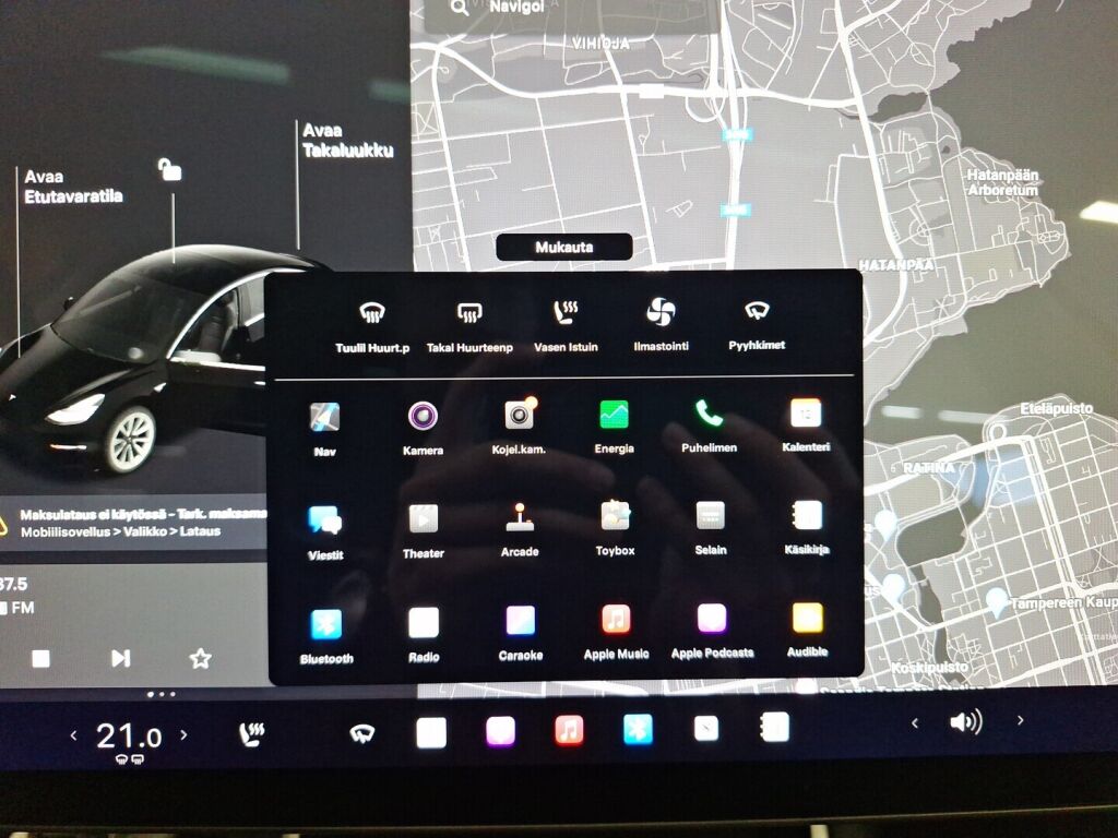 Tesla Model 3 2019 Punainen
