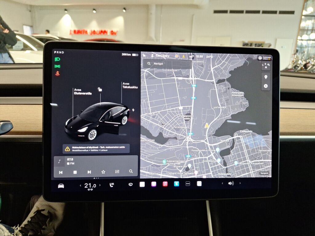 Tesla Model 3 2019 Punainen