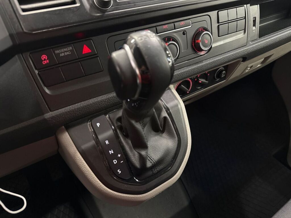 Volkswagen Transporter 2017 Valkoinen