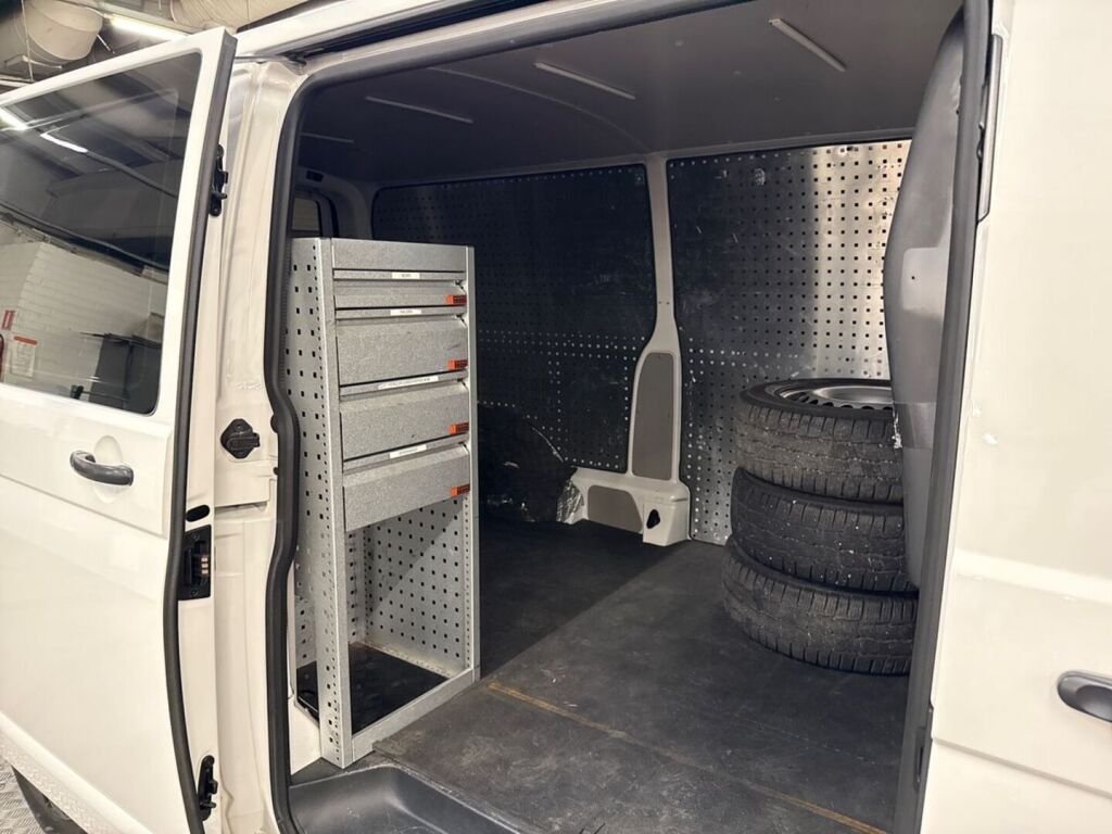 Volkswagen Transporter 2017, photo 5/31