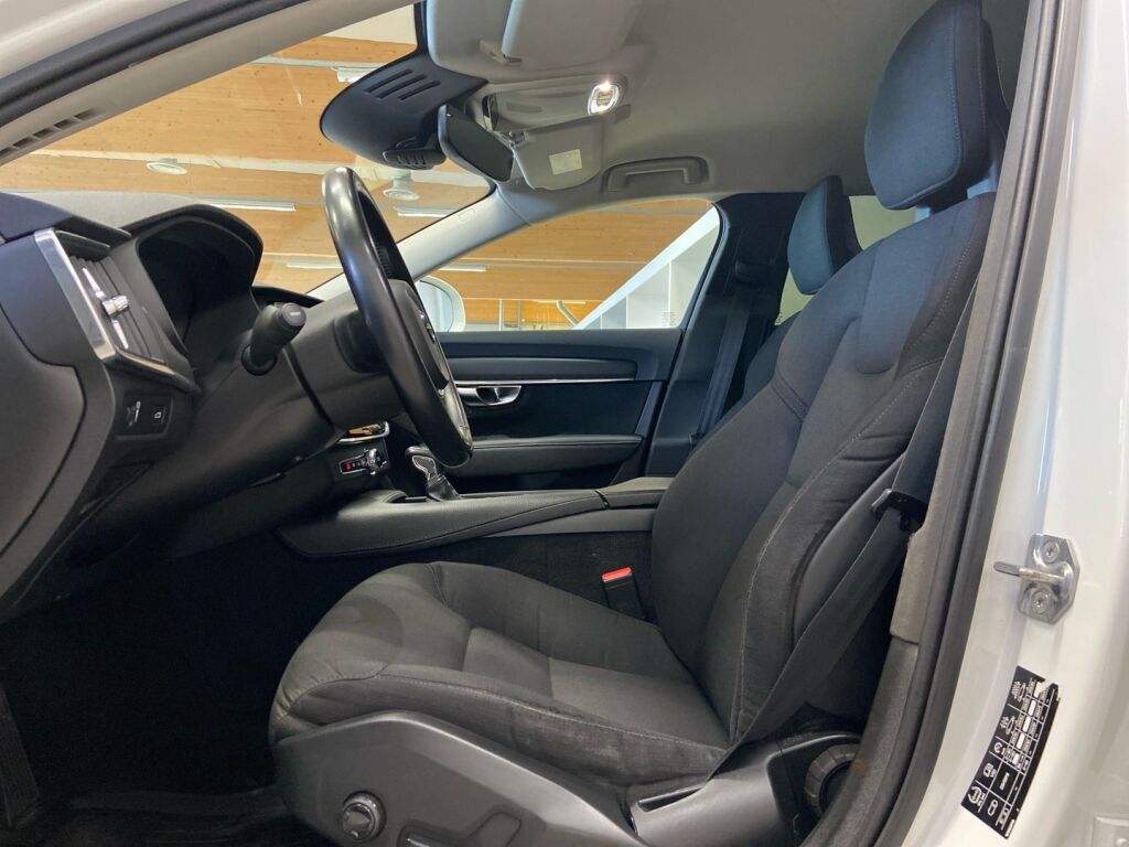 Volvo V90 Cross Country 2018 Valkoinen