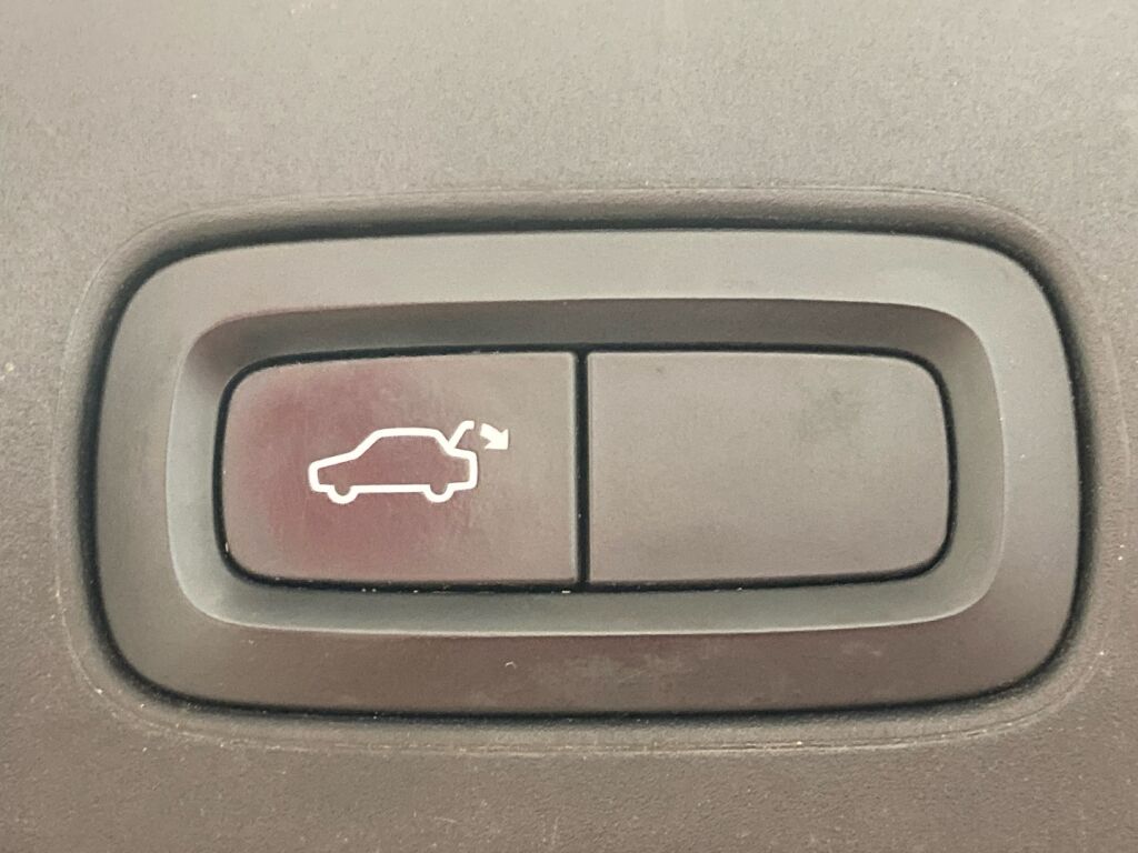 Volvo V90 Cross Country 2018 Valkoinen