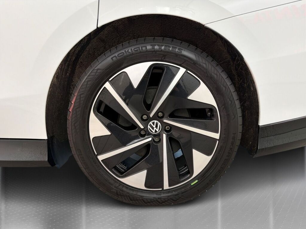 Volkswagen ID.7 2024 Valkoinen