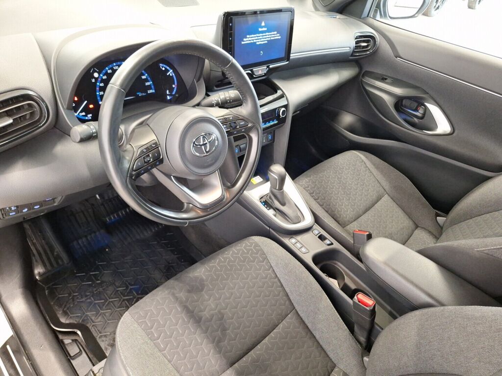 Toyota Yaris Cross 2024 Valkoinen