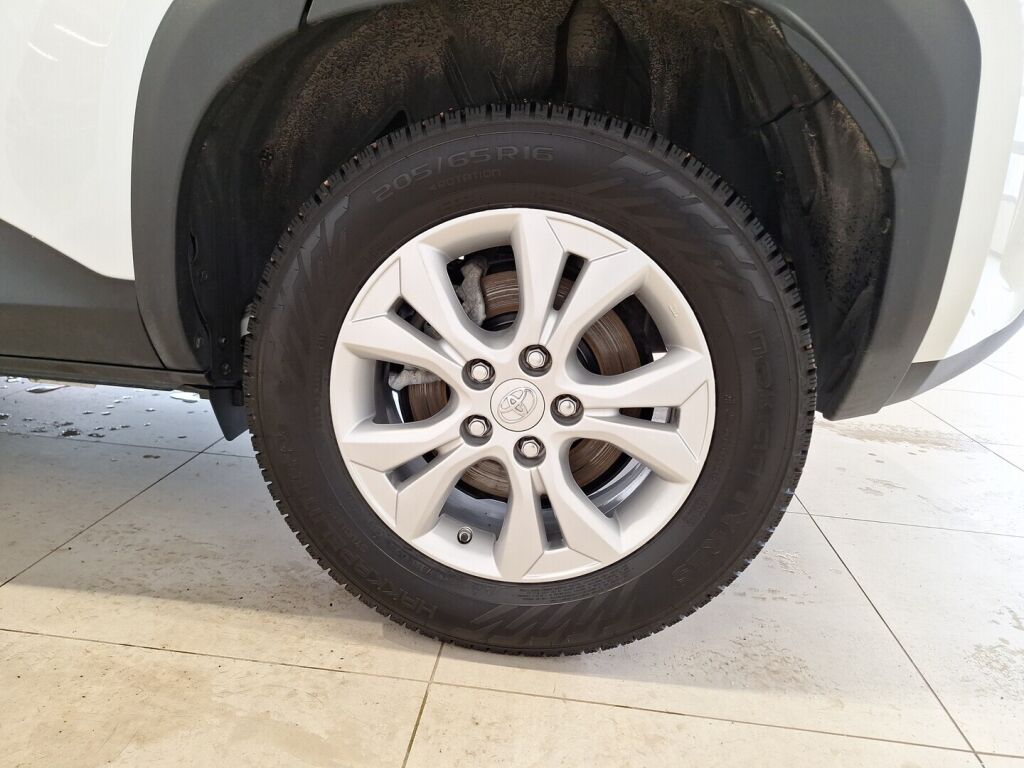 Toyota Yaris Cross 2024 Valkoinen