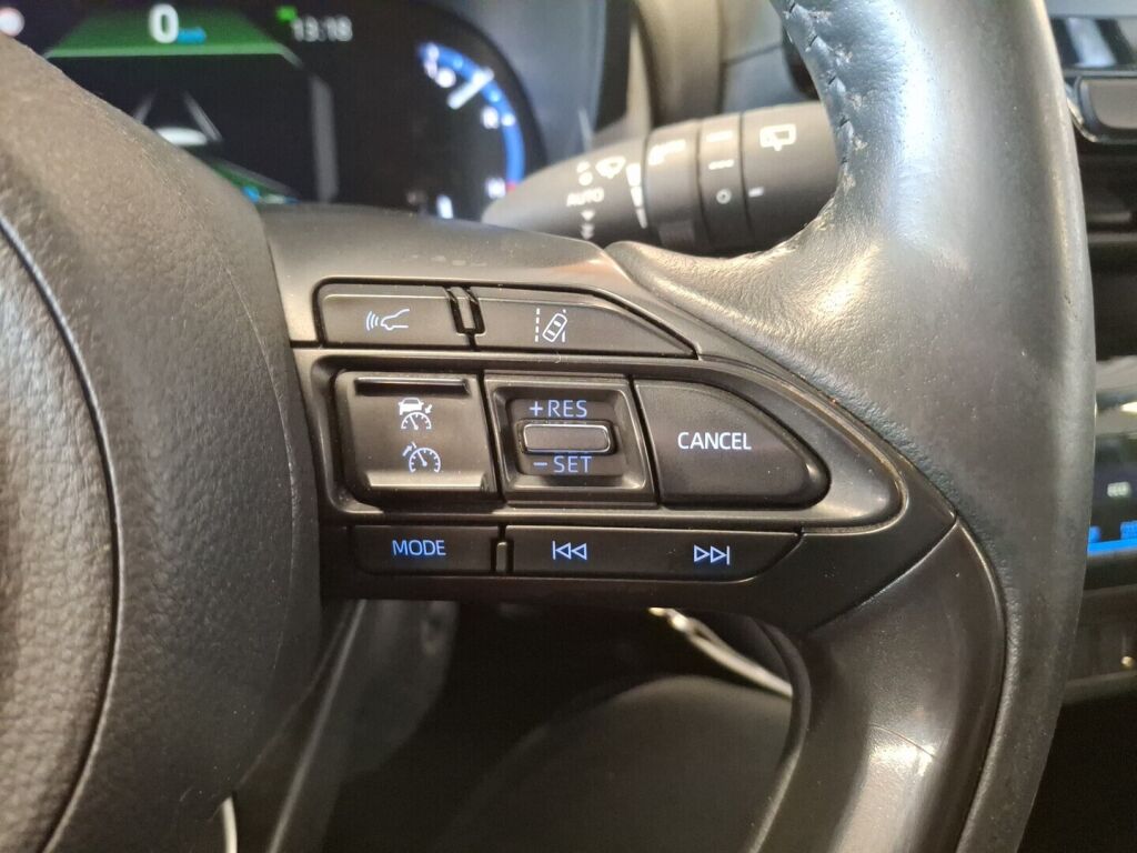 Toyota Yaris Cross 2024 Valkoinen