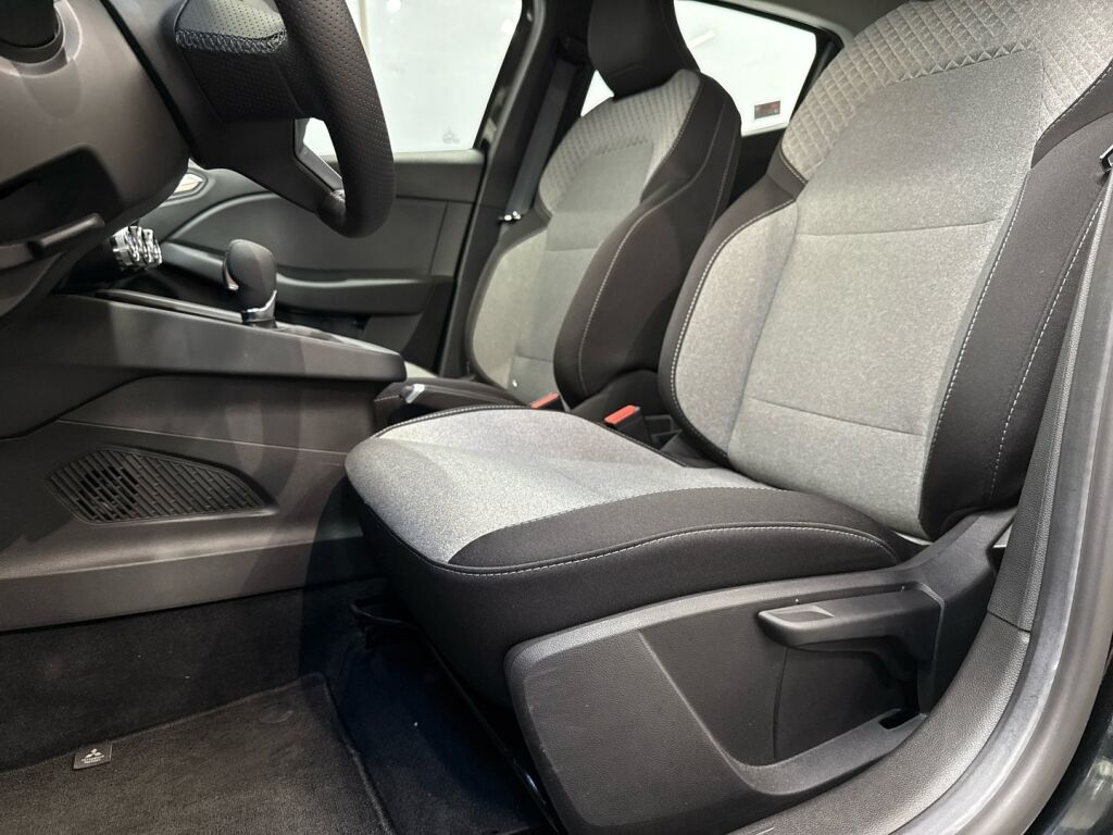 Mitsubishi Colt 2024 Musta