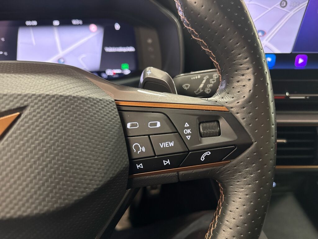 Cupra Formentor 2021 Punainen