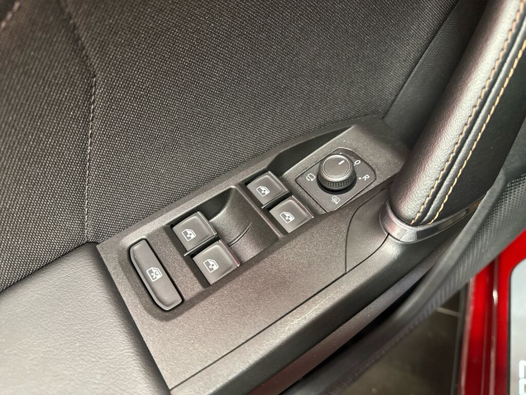 Cupra Formentor 2021 Punainen