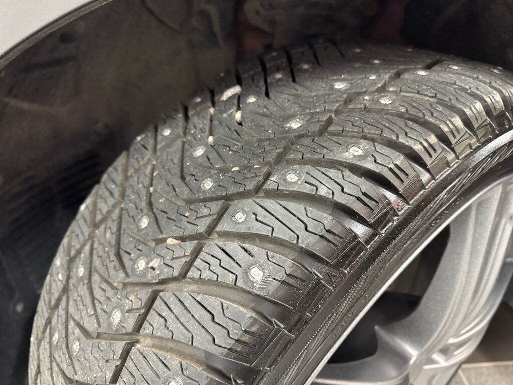 Cupra Formentor 2021 Punainen