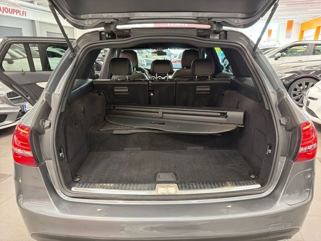 Mercedes-Benz C 2020 Harmaa
