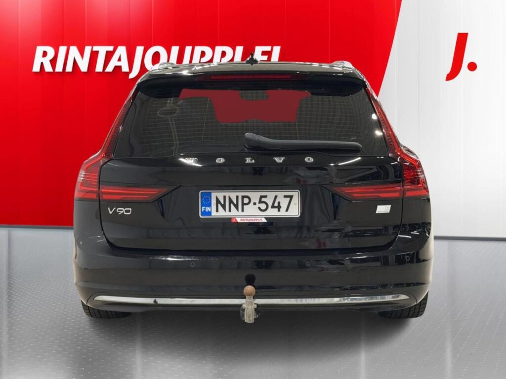 Volvo V90 2020 Musta