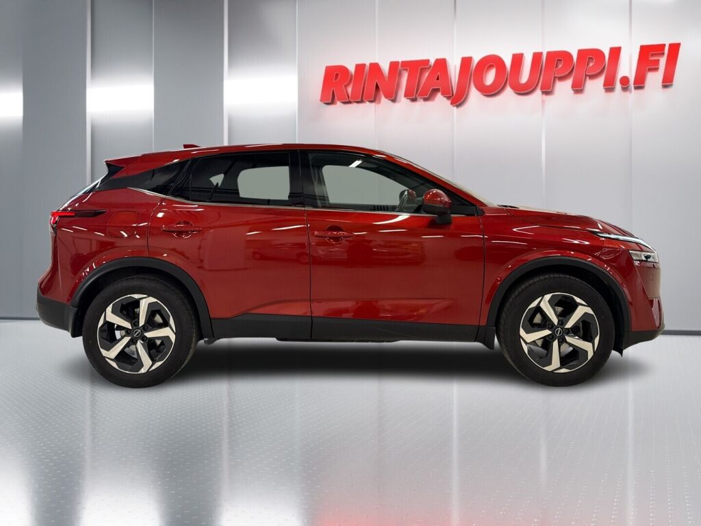 Nissan Qashqai 2024 Punainen