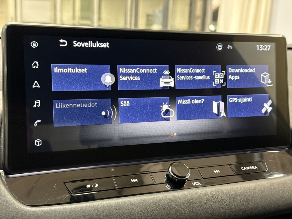 Nissan Qashqai 2024 Musta