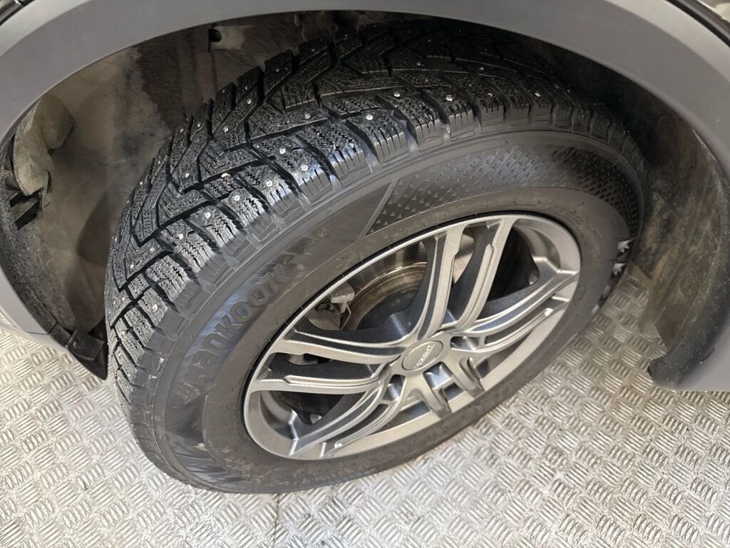 Nissan Qashqai 2024 Musta