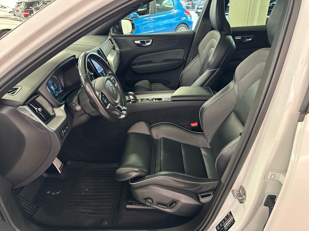 Volvo XC60 2020 Valkoinen