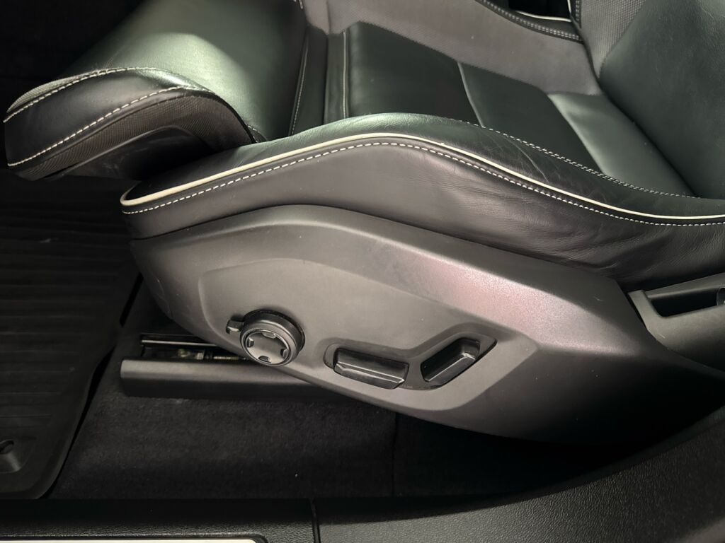 Volvo XC60 2020 Valkoinen