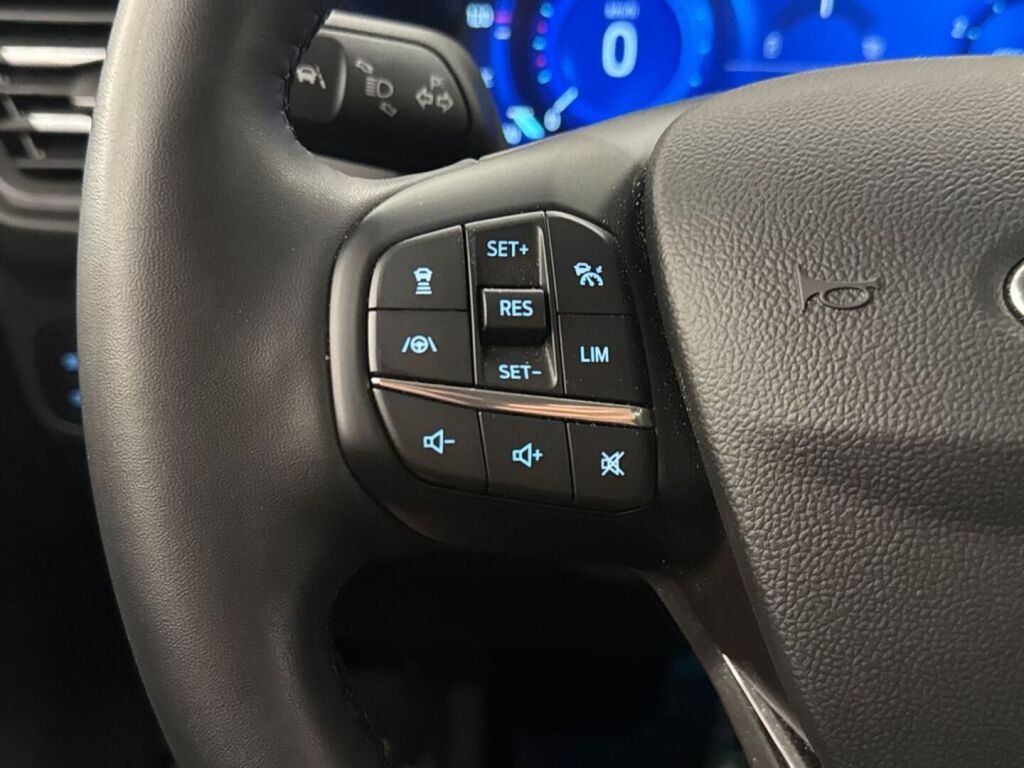Ford Focus 2024 Harmaa