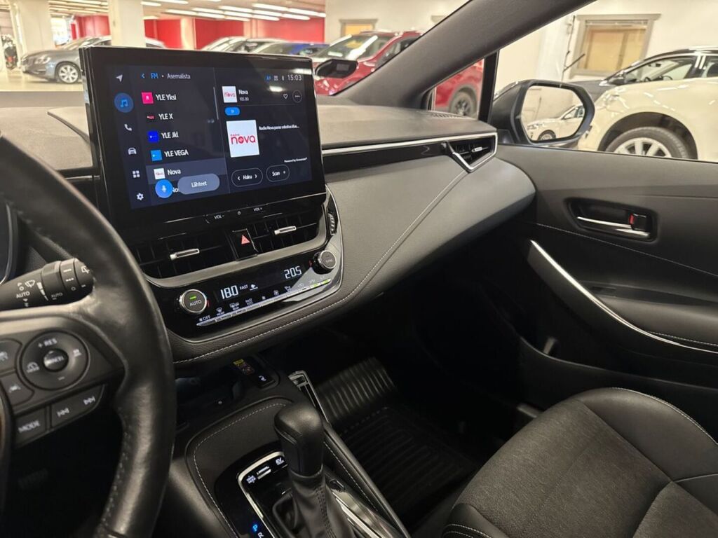 Toyota Corolla 2024 Harmaa