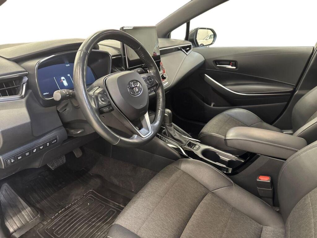 Toyota Corolla 2024 Harmaa