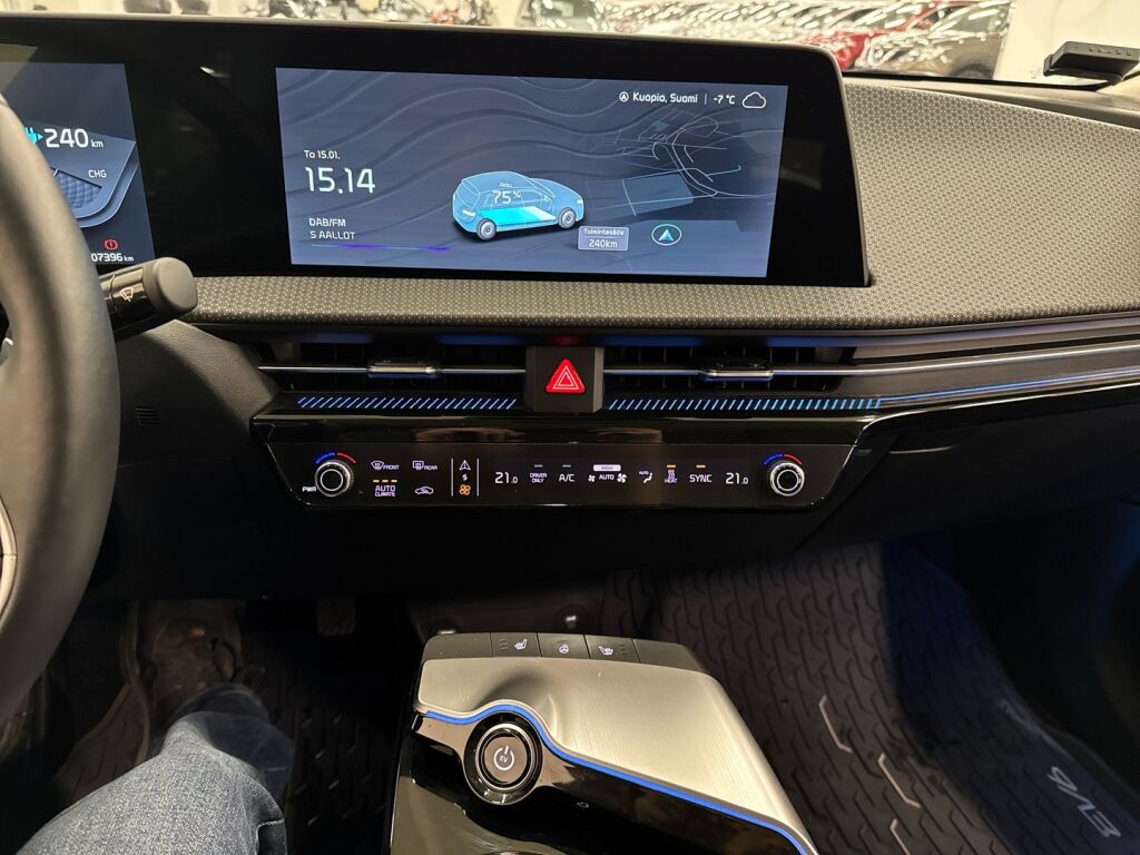 Kia EV6 2024 Sininen