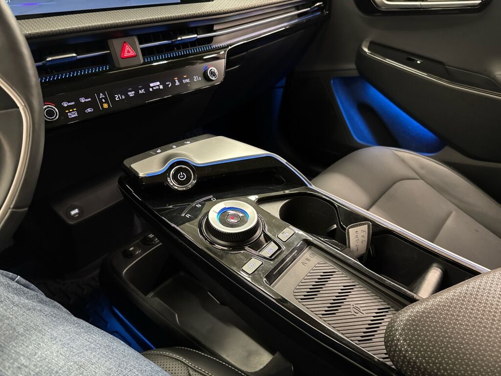 Kia EV6 2024 Sininen