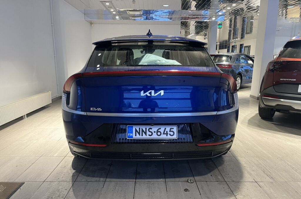 Kia EV6 2024 Sininen